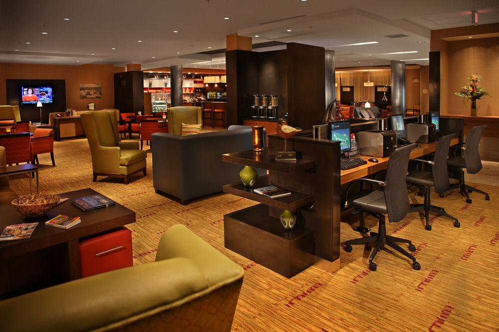 Courtyard By Marriott Stuart Hotell Exteriör bild