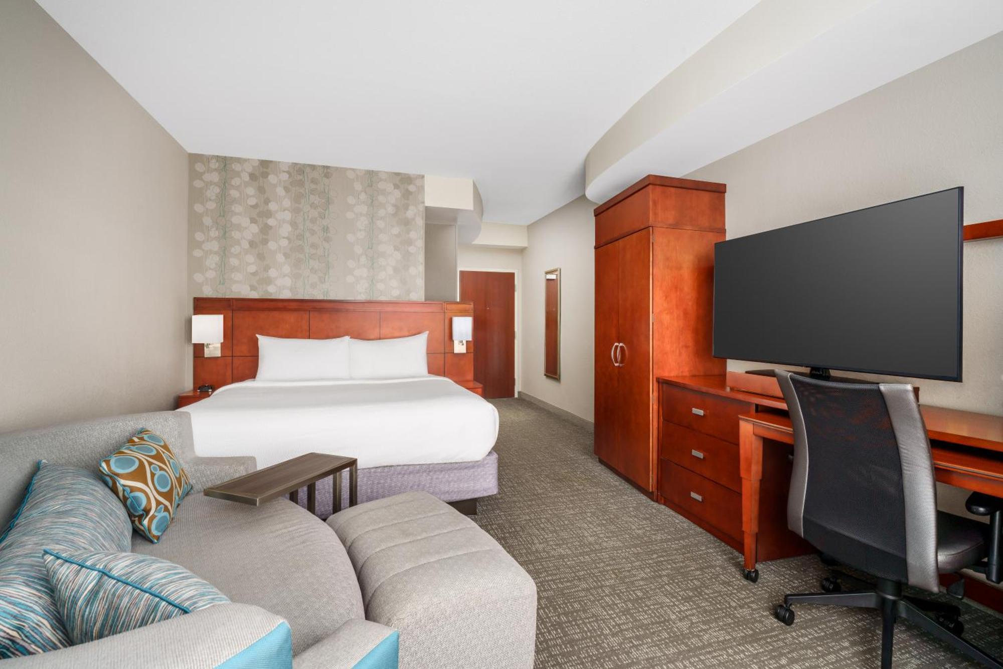 Courtyard By Marriott Stuart Hotell Exteriör bild